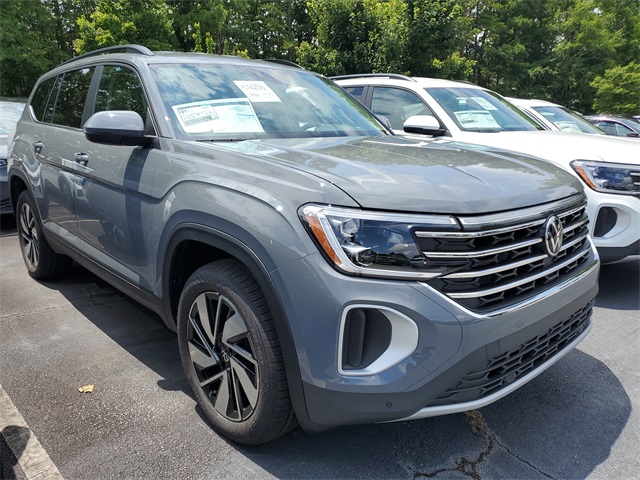 2025 Volkswagen Atlas SE Technology photo 3