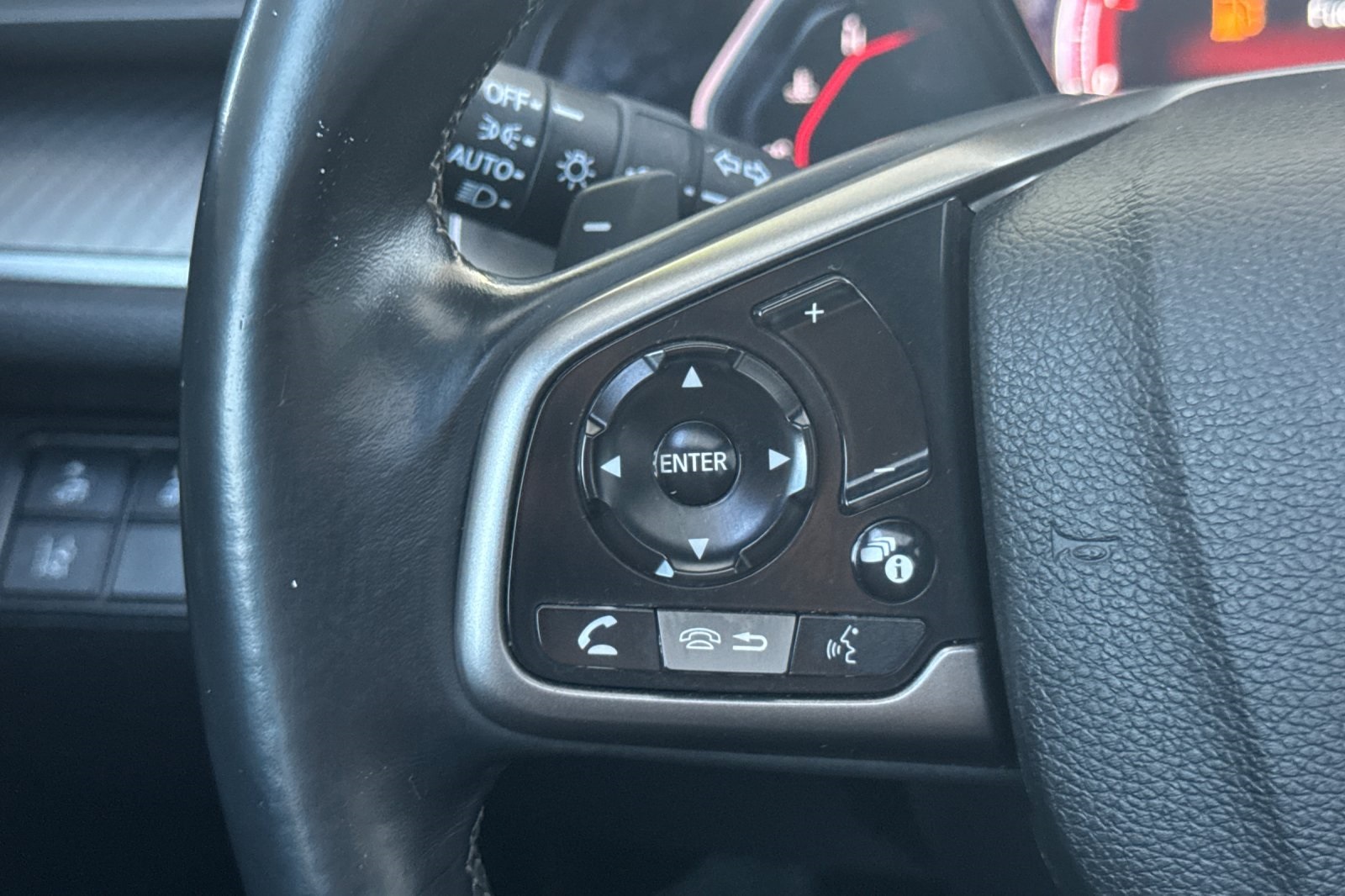 2019 Honda Civic Sport Touring photo 28