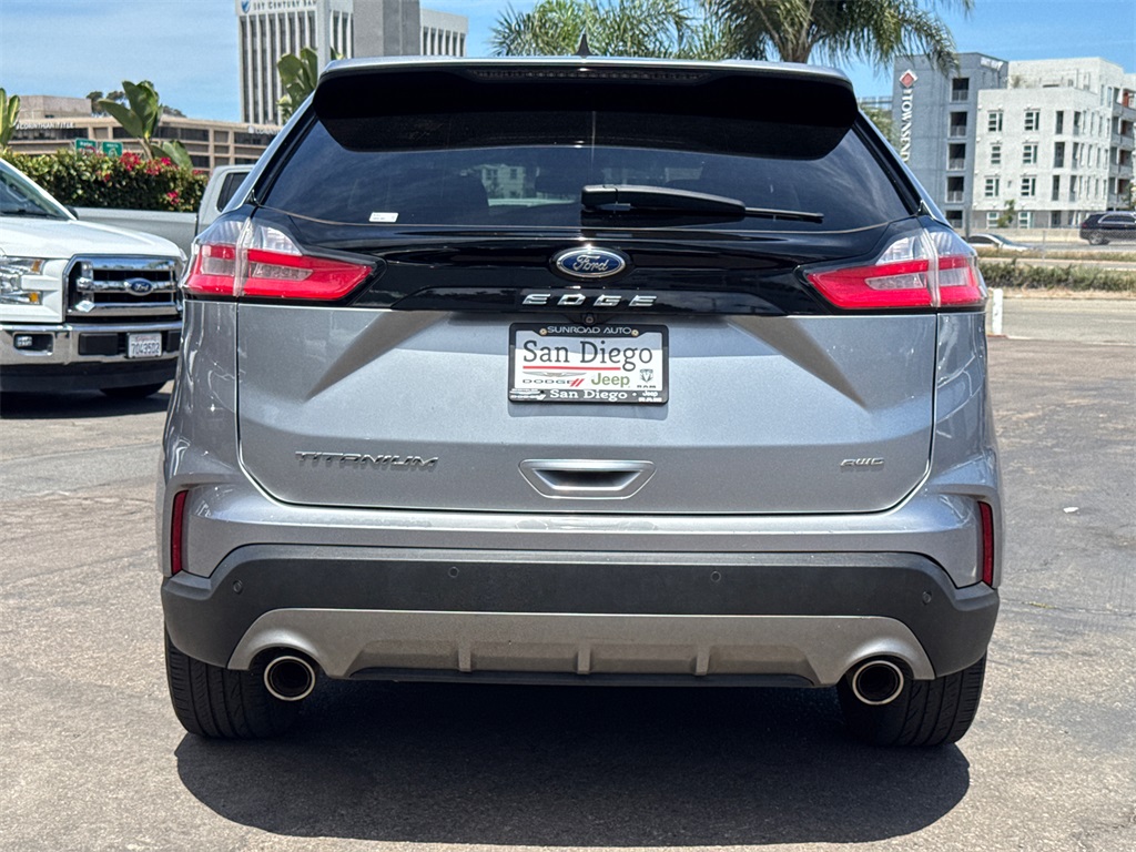 2022 Ford Edge Titanium photo 11