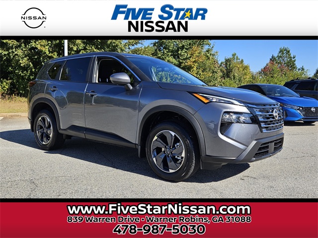 2026 Nissan Rogue SV's photo