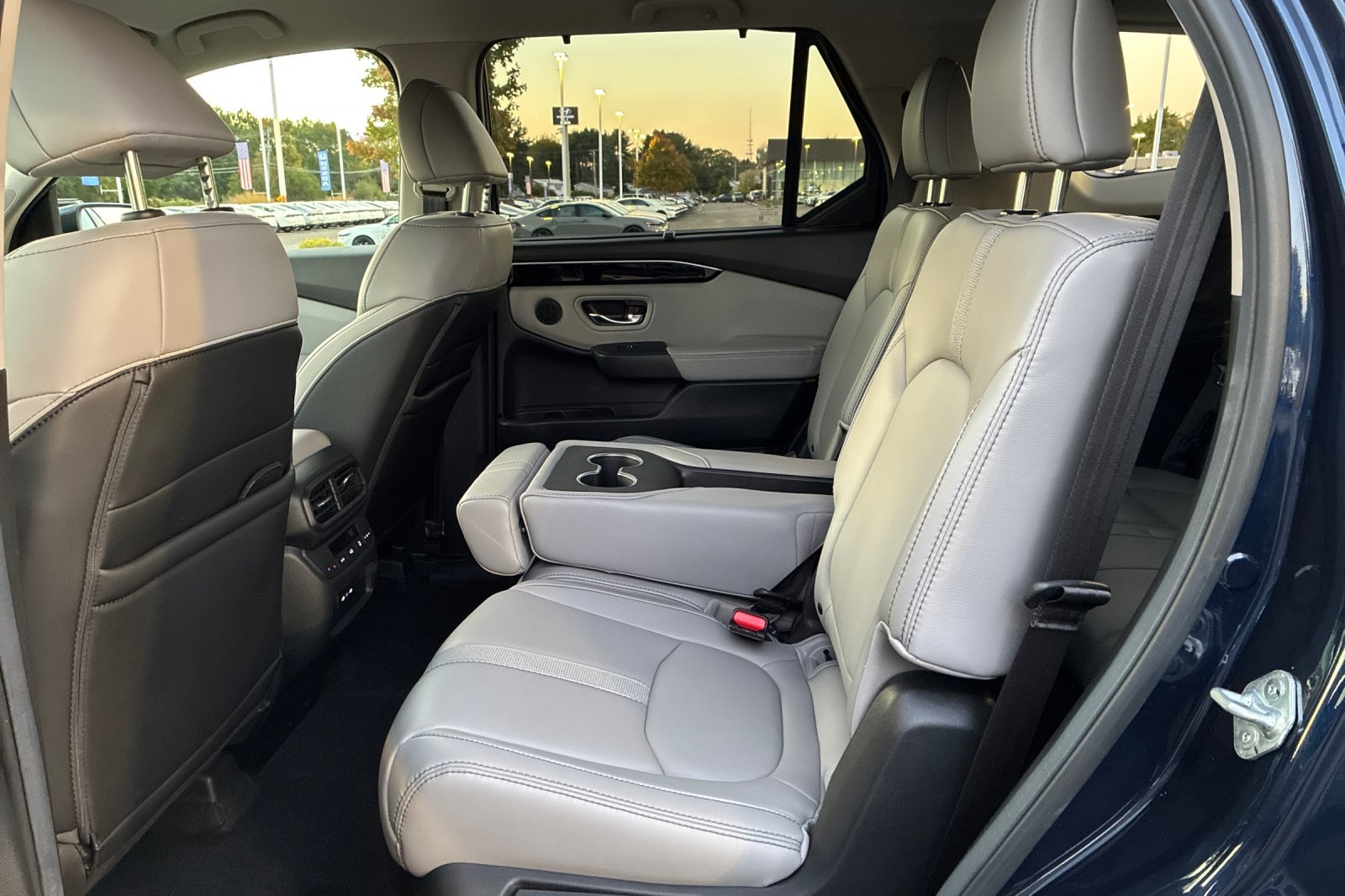 2025 Honda Pilot EX-L photo 11