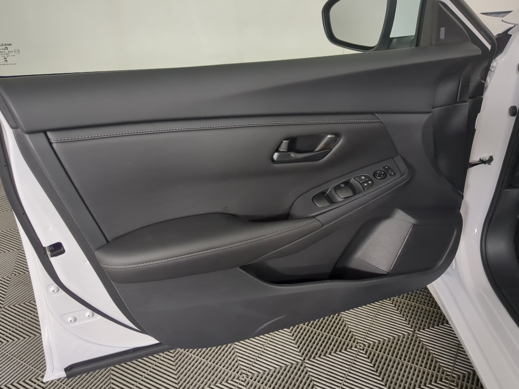 2025 Nissan Sentra S photo 10