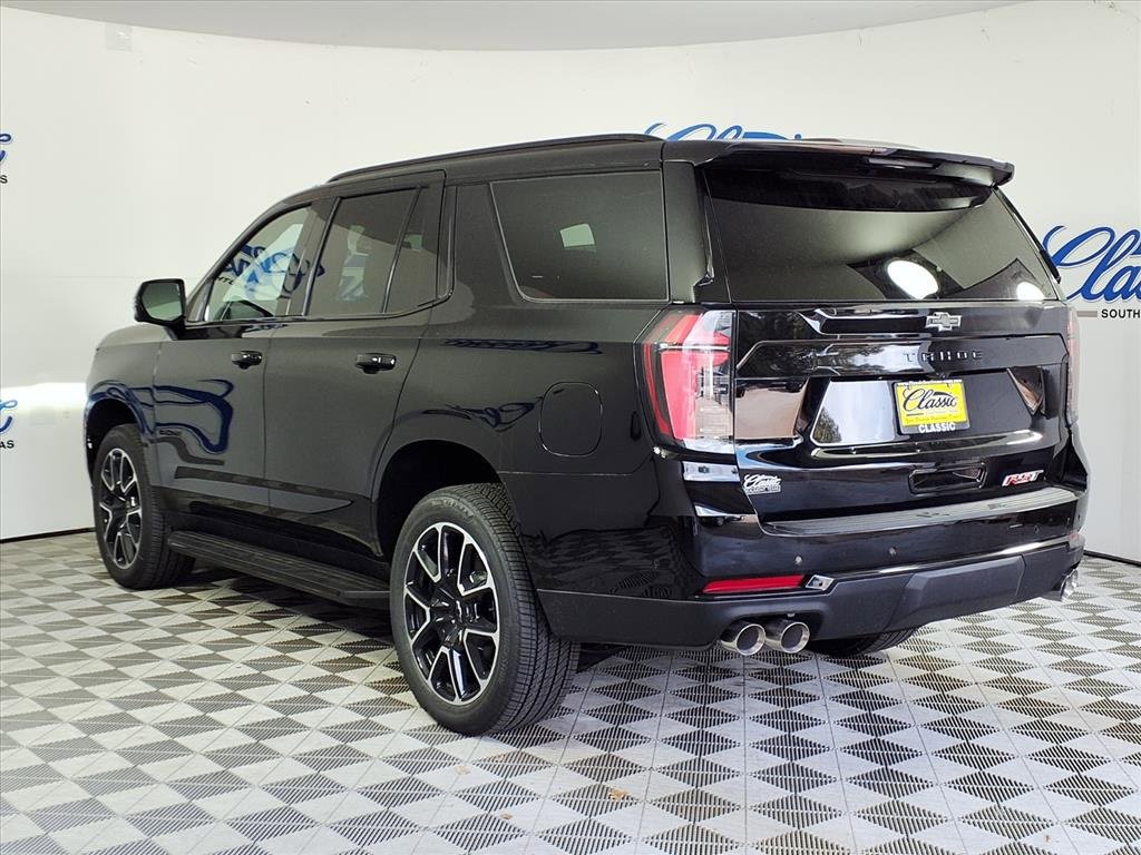 2026 Chevrolet Tahoe RST photo 2