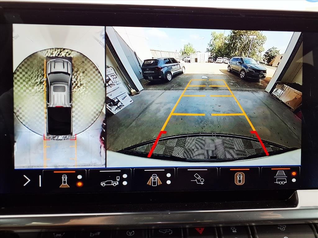 2026 Chevrolet Silverado Trail Boss LT photo 4