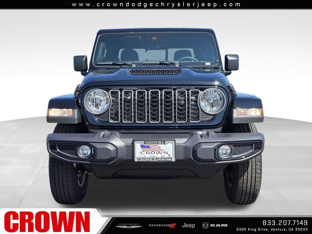 2025 Jeep Gladiator Sport S photo 2