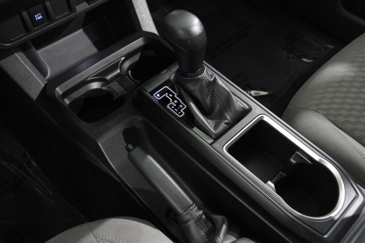 2023 Toyota Tacoma SR V6 photo 11