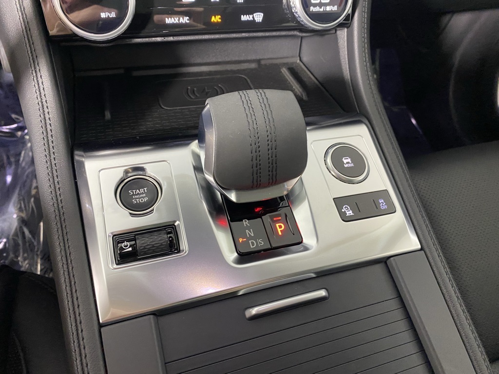 2023 Jaguar F-PACE P250 S photo 19