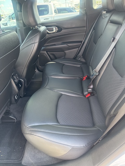 2024 Jeep Compass Latitude photo 9