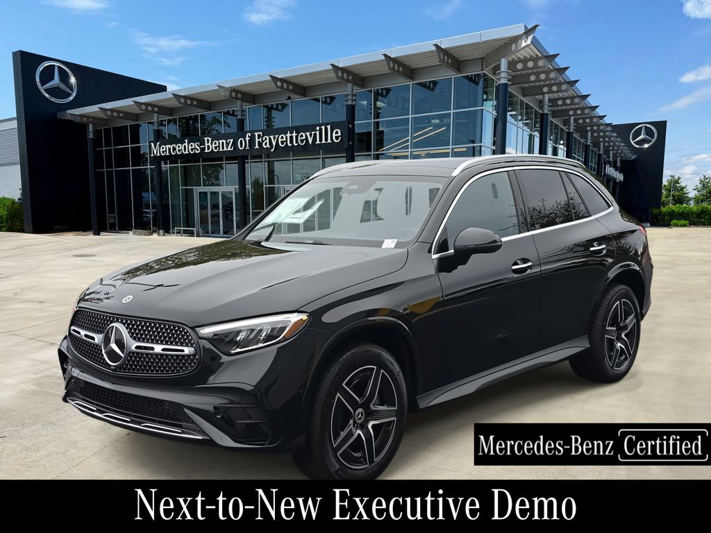 2026 Mercedes-Benz GLC Base's photo