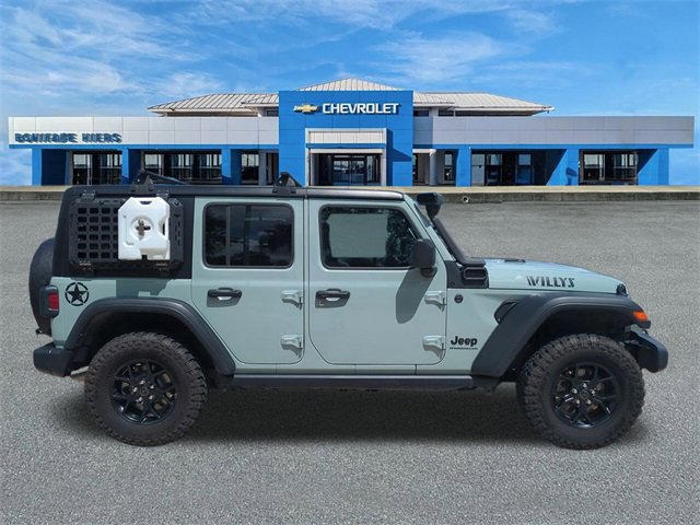 2024 Jeep Wrangler Willys photo 2