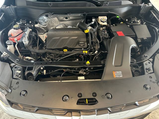 2025 Chevrolet Trax LT photo 20