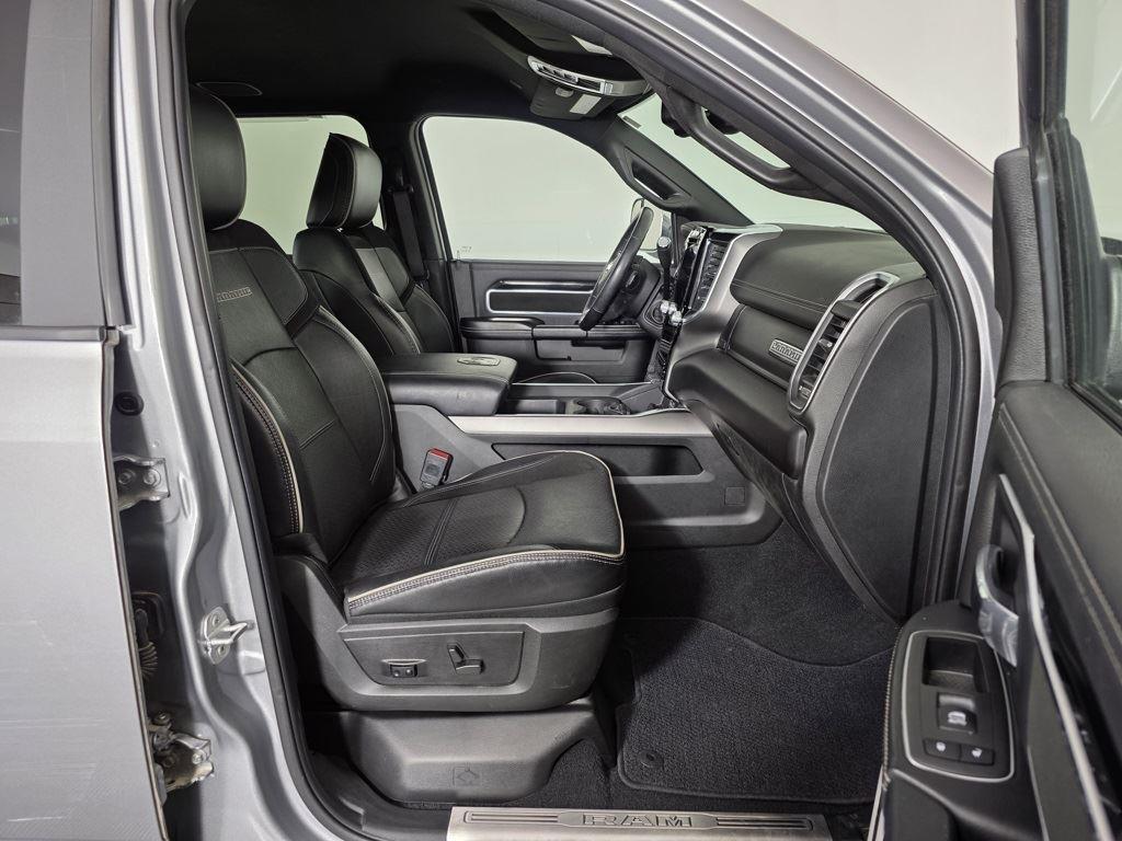 2022 Ram 2500 Laramie photo 24