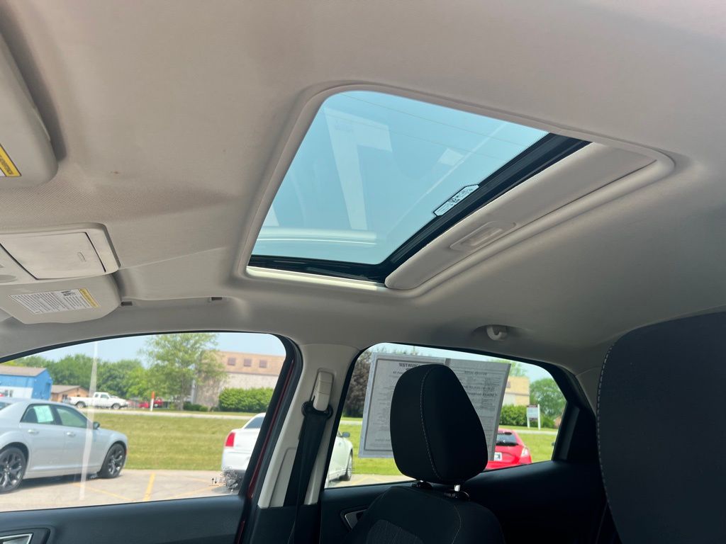 2021 Ford EcoSport SE photo 24