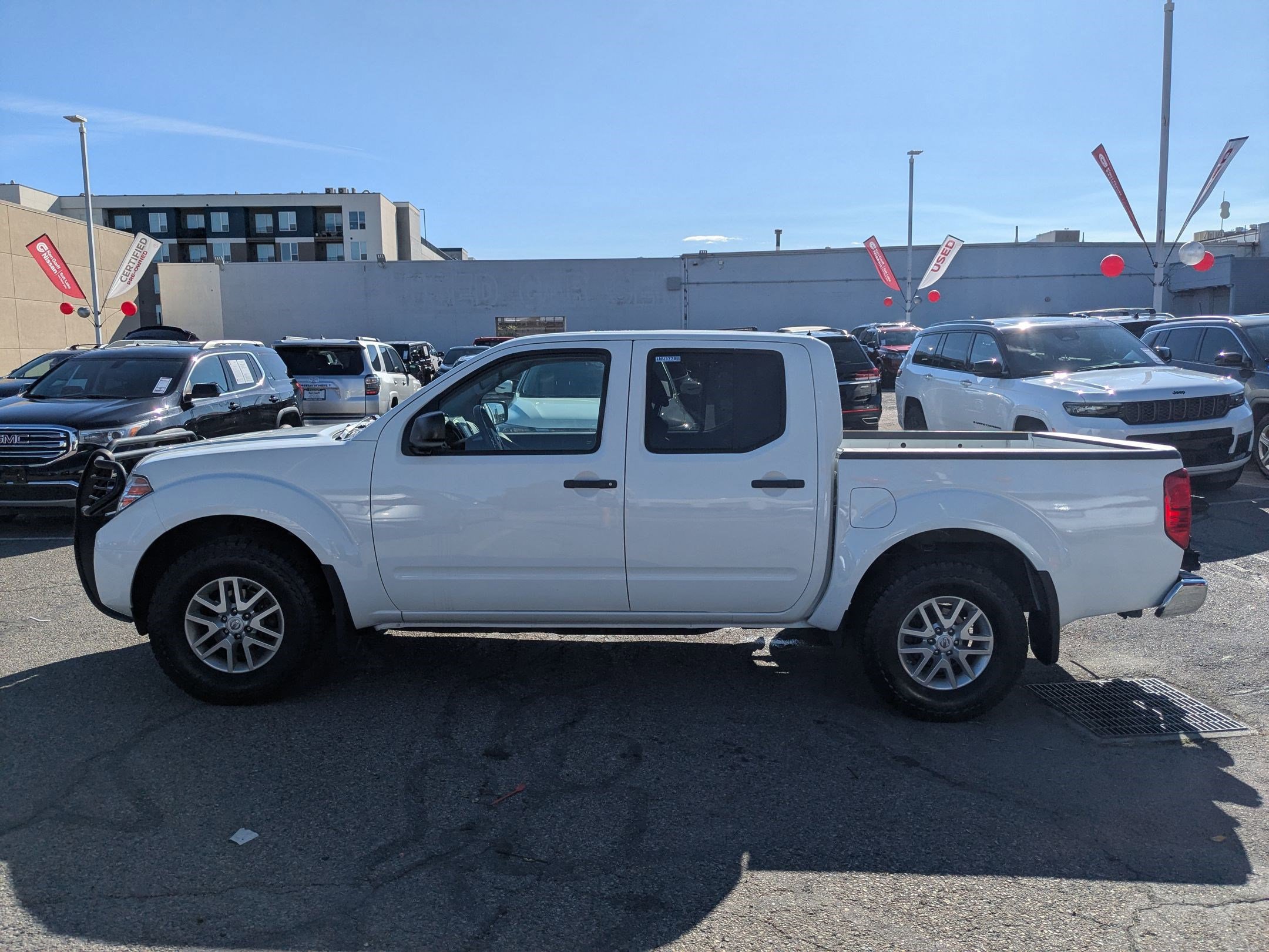 2019 Nissan Frontier SV photo 6