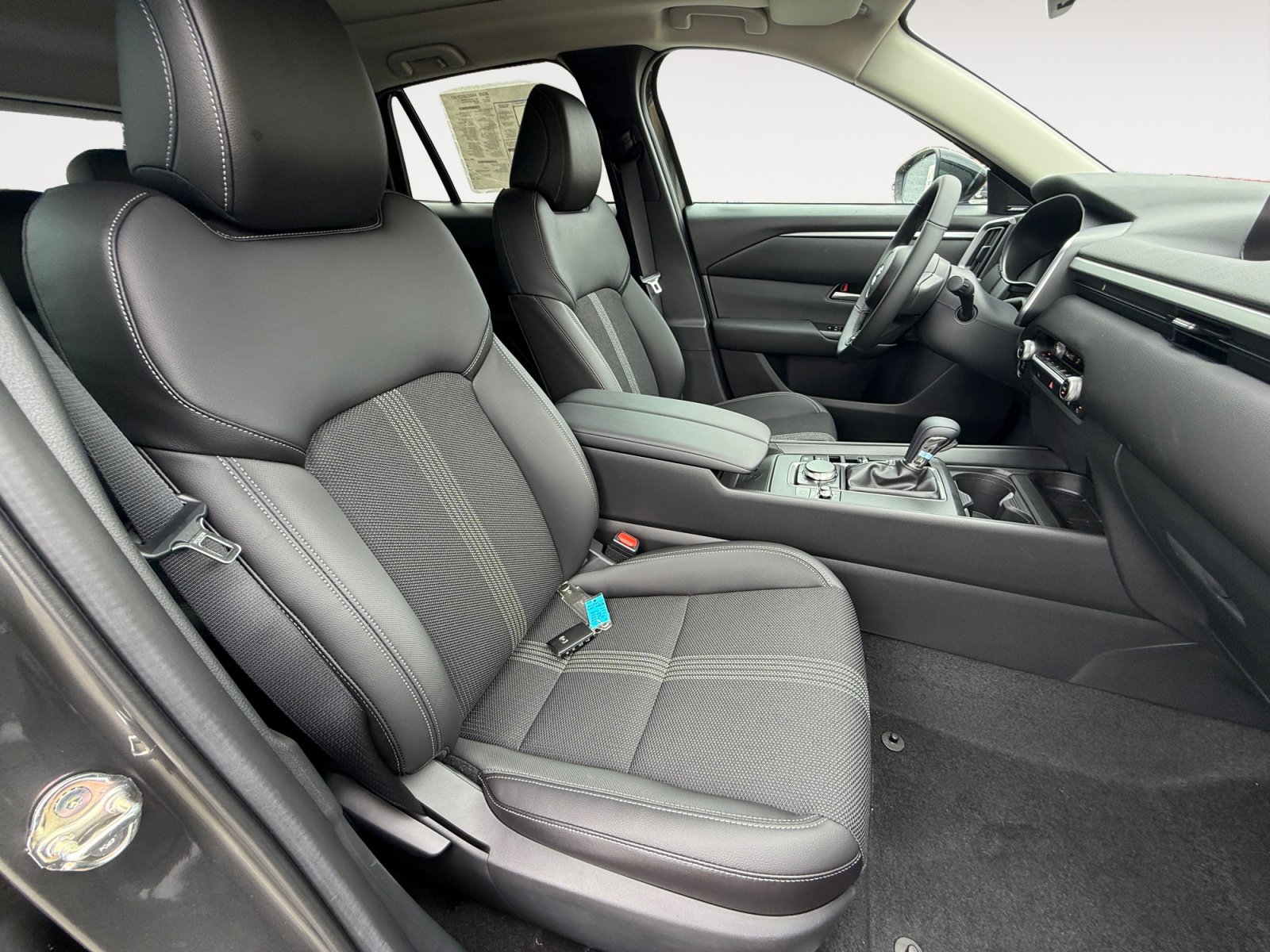2025 Mazda CX-50 2.5 S Premium photo 19