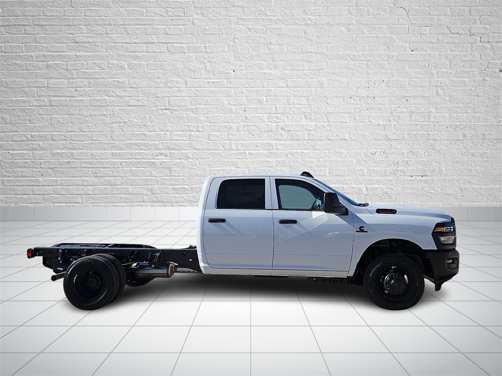 2026 Ram 3500 Tradesman photo 5