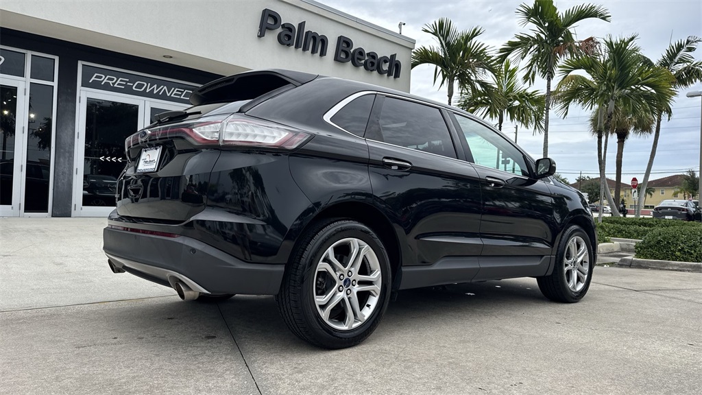 2017 Ford Edge Titanium photo 23