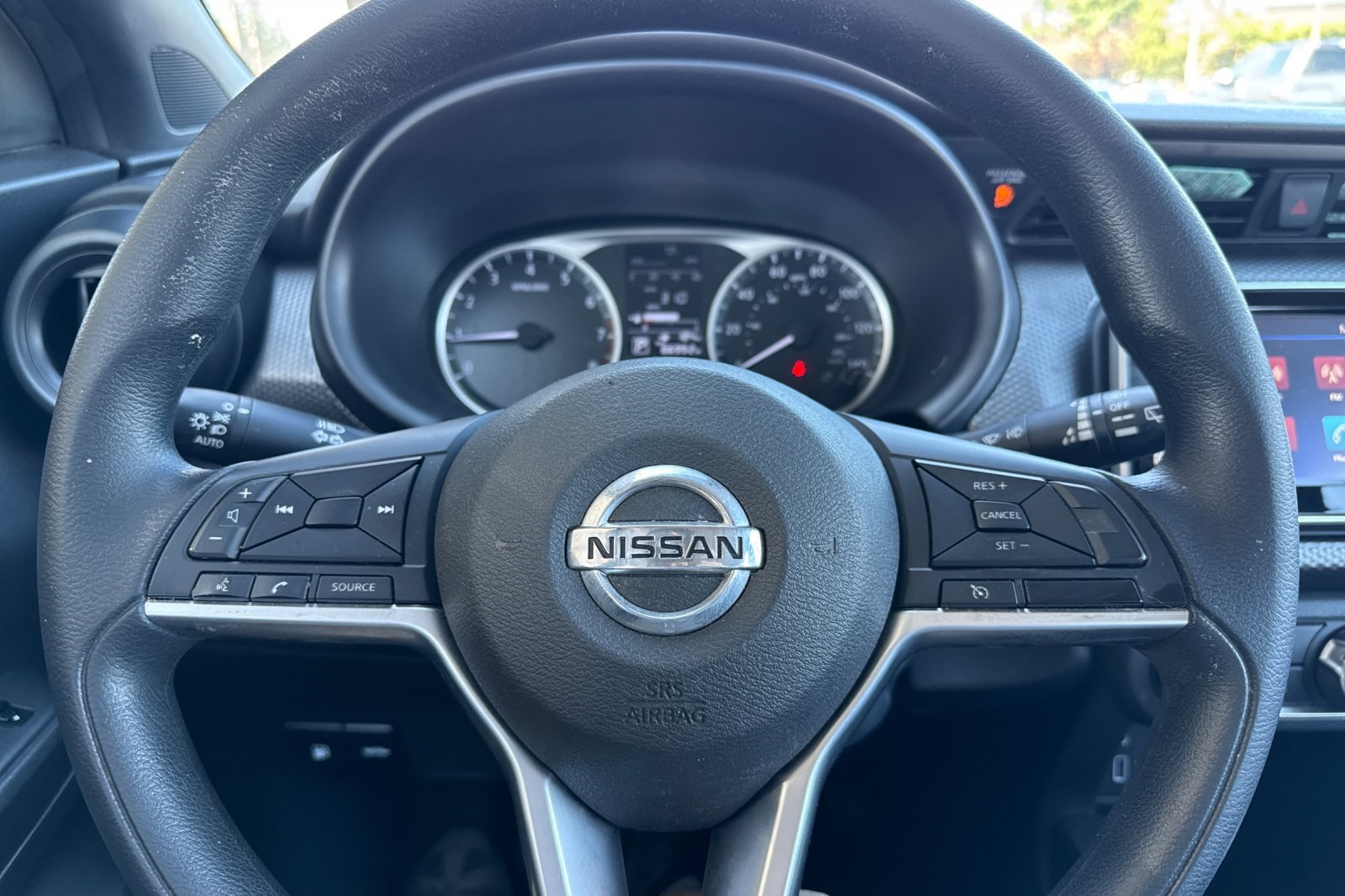 2020 Nissan Kicks S photo 23