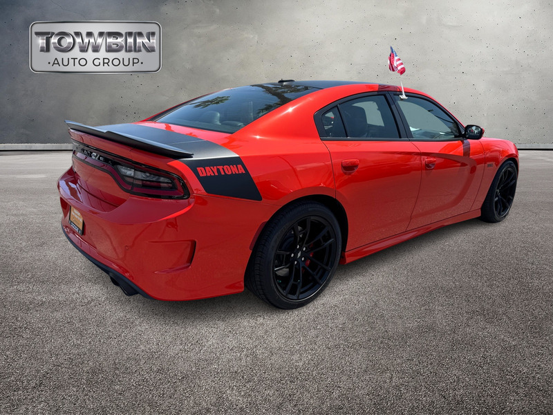 2022 Dodge Charger R/T Scat Pack photo 4