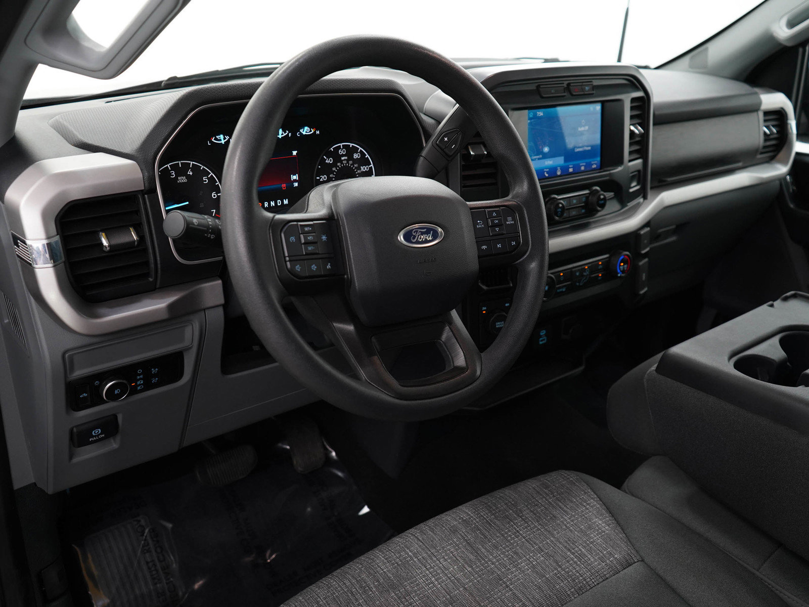 2023 Ford F-150 XLT photo 16