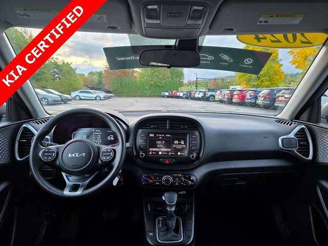 2024 Kia Soul LX photo 15