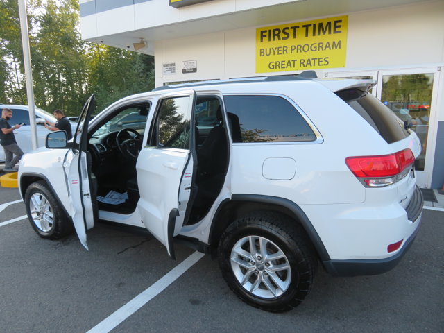 2018 Jeep Grand Cherokee Laredo E photo 14