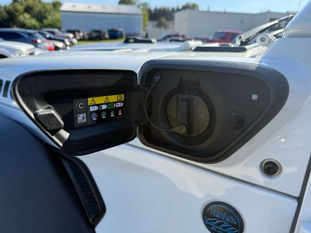 2021 Jeep Wrangler Unlimited Rubicon 4xe photo 3