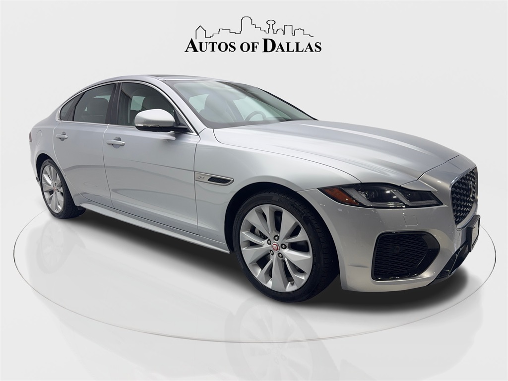 2022 Jaguar XF R-Dynamic SE photo 3