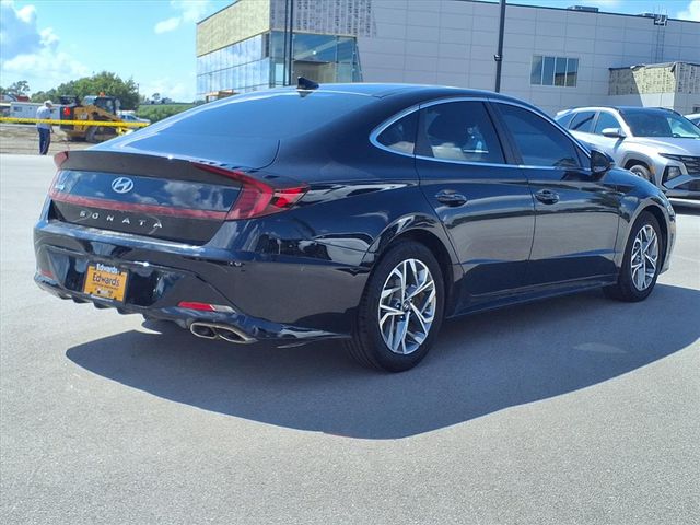 2021 Hyundai Sonata SEL Convenience photo 4