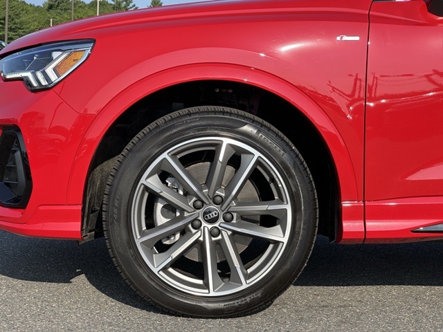 2025 Audi Q3 Premium S line photo 18