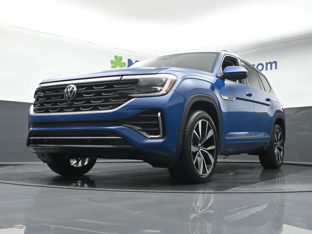 2026 Volkswagen Atlas SEL Premium R-Line photo 2