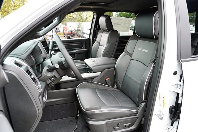 New 2026 Bright White Clear-Coat Exterior Paint RAM Laramie image 20