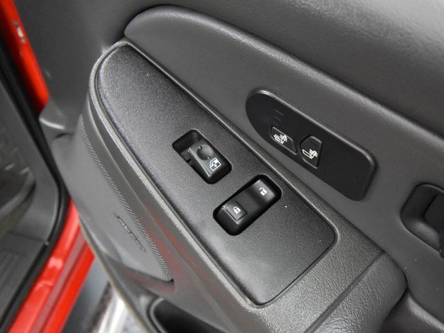 2005 Gmc Sierra SLT photo 32