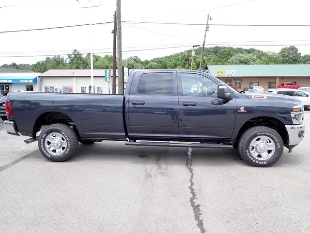 2025 Ram 2500 Tradesman photo 8