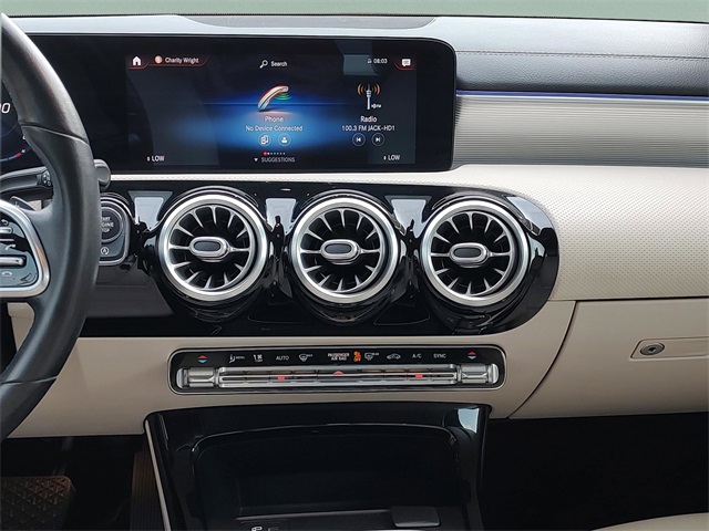 2021 Mercedes Benz CLA 250 photo 13