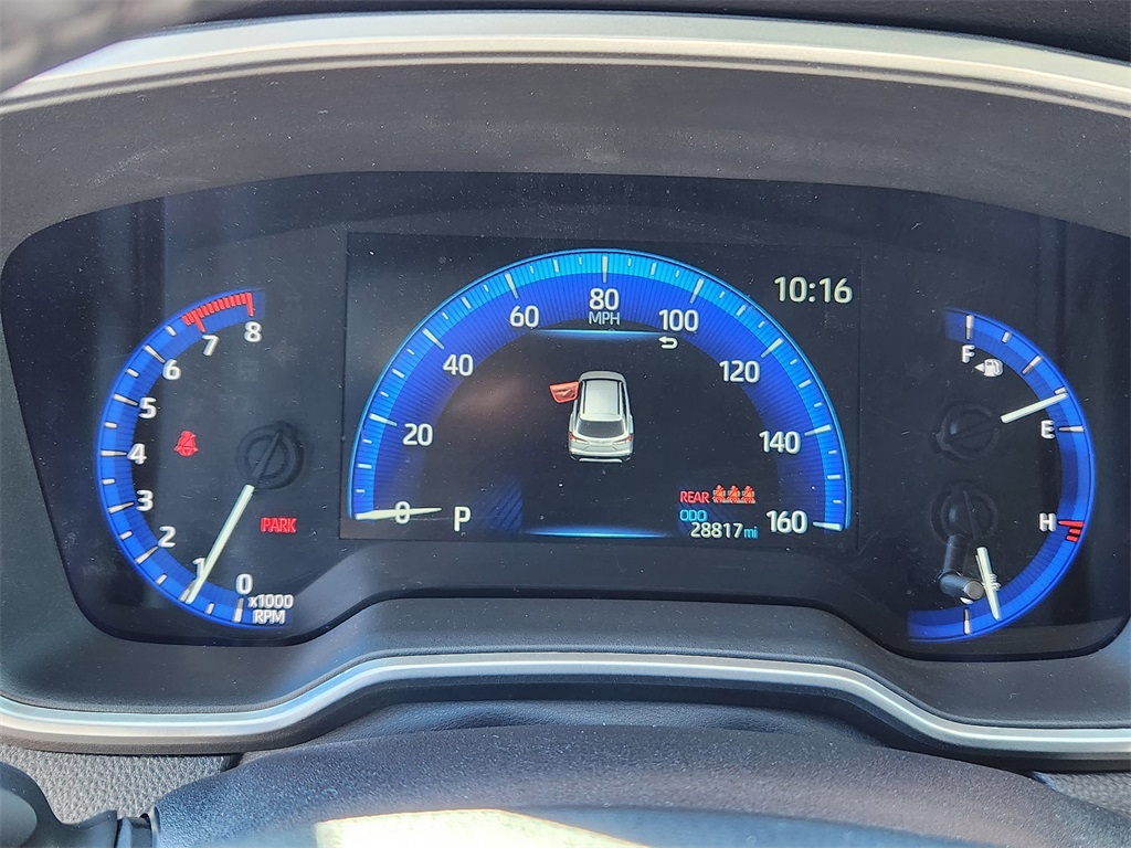 2022 Toyota Corolla Cross XLE photo 21