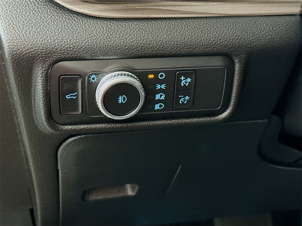 2021 Ford Explorer Limited photo 42