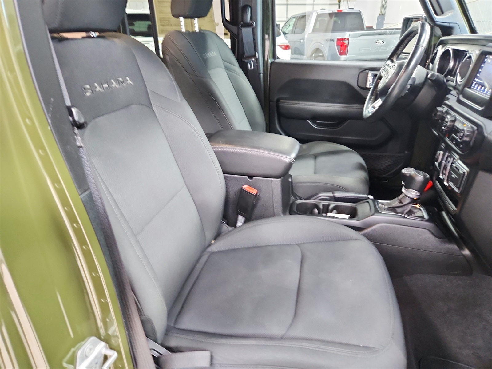 2021 Jeep Wrangler Unlimited Sahara photo 33
