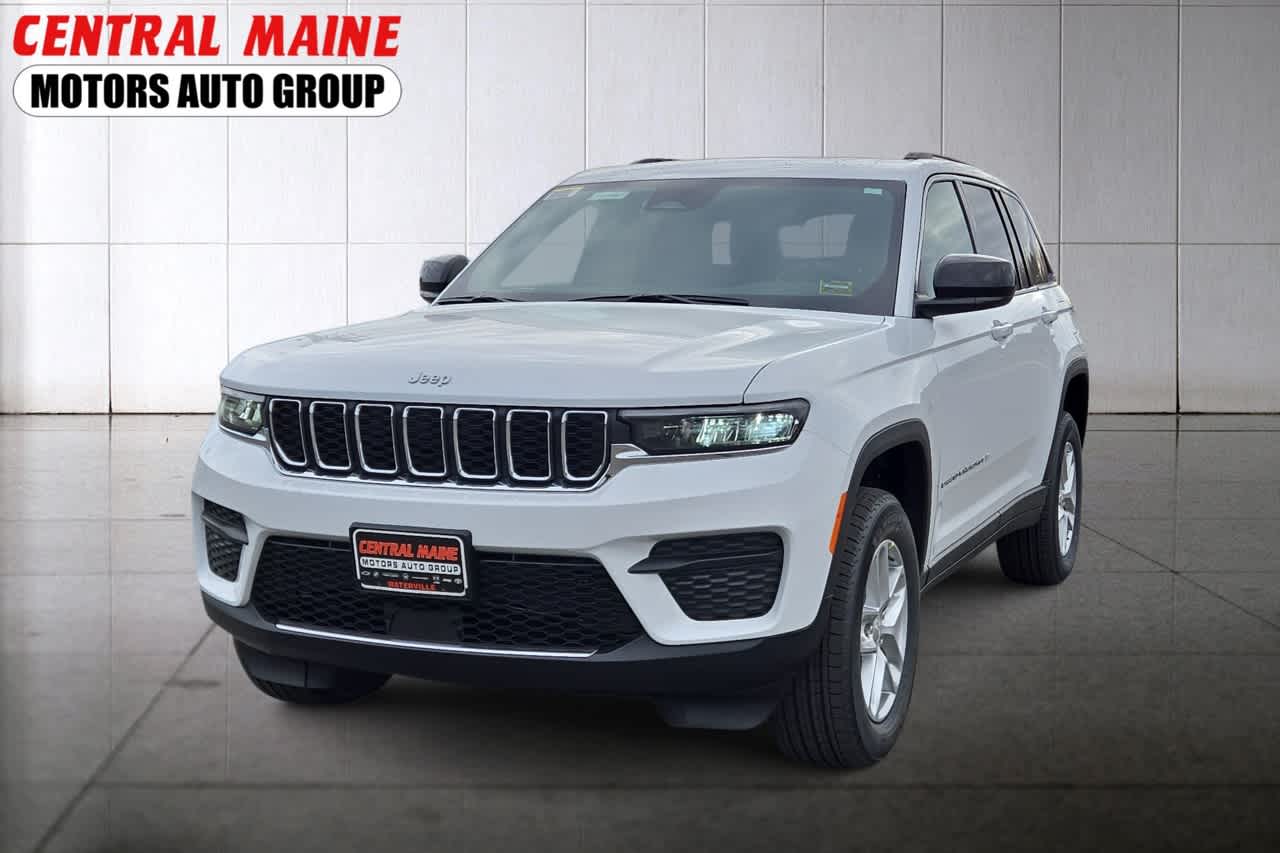 2025 Jeep Grand Cherokee Laredo's photo