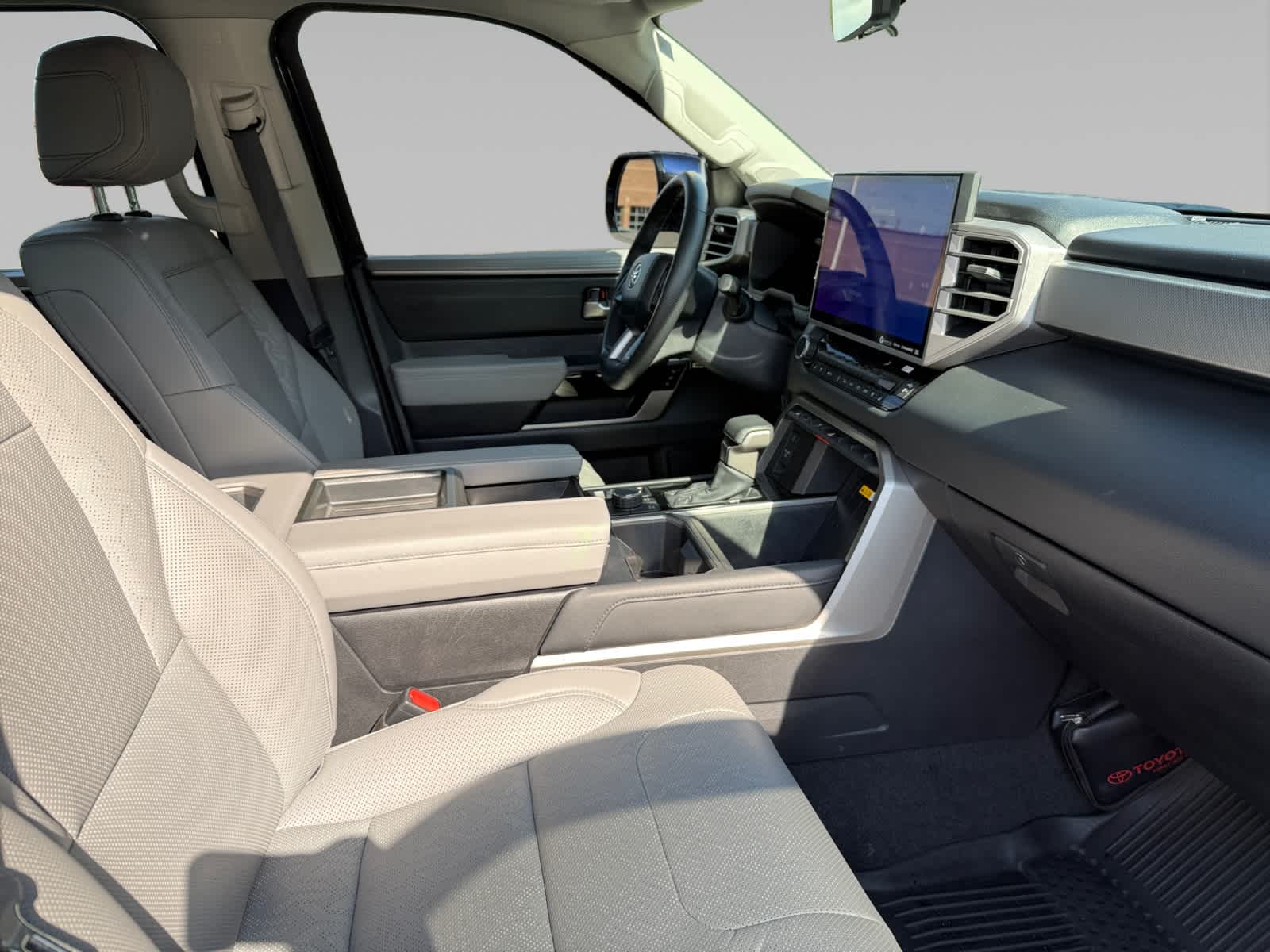2024 Toyota Tundra Limited photo 14