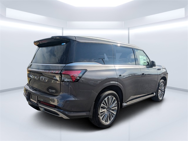 2026 Infiniti QX80 Luxe photo 3