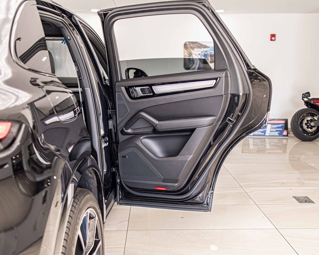2022 PORSCHE CAYENNE - Image 41
