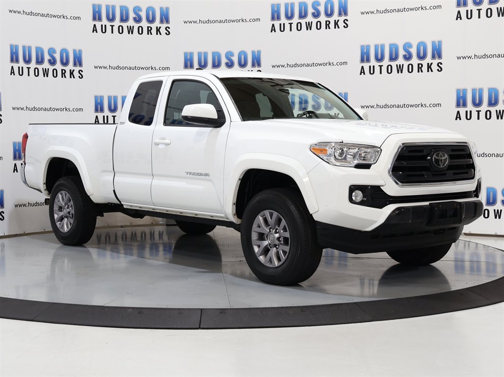 2018 Toyota Tacoma SR5 Access Cab V6 4x4 photo 7