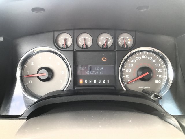 2010 Ford F-150 XLT photo 6
