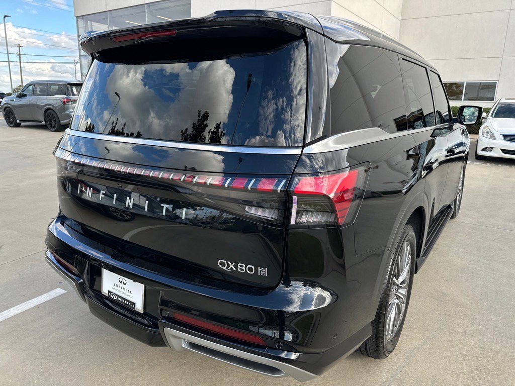 2025 Infiniti QX80 Sensory photo 3