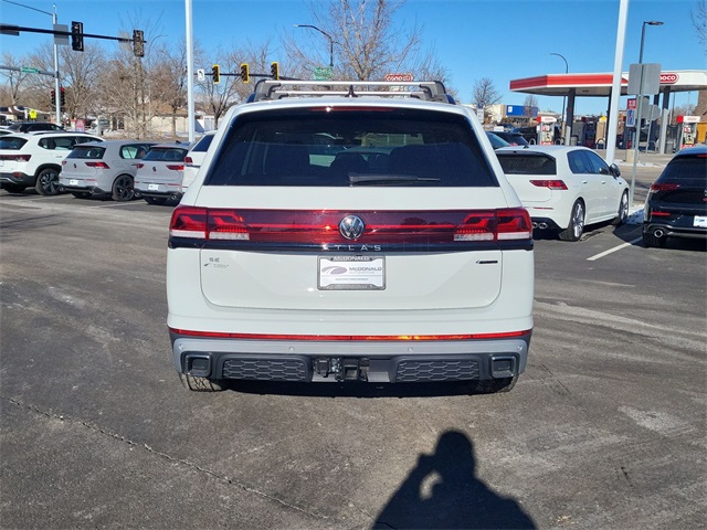 2025 Volkswagen Atlas Peak Edition SE photo 3