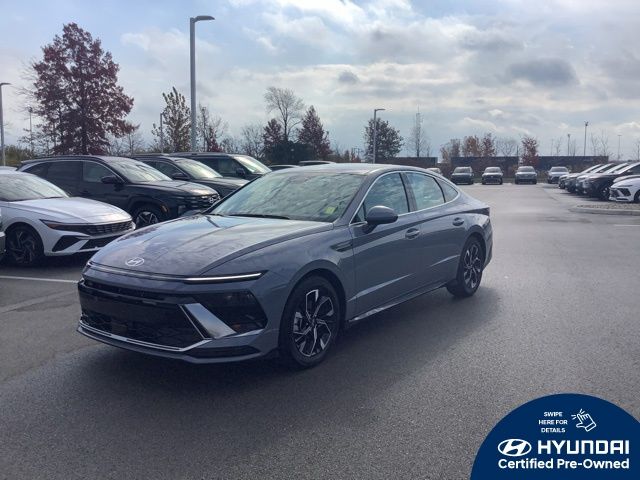 2025 Hyundai Sonata SEL's photo