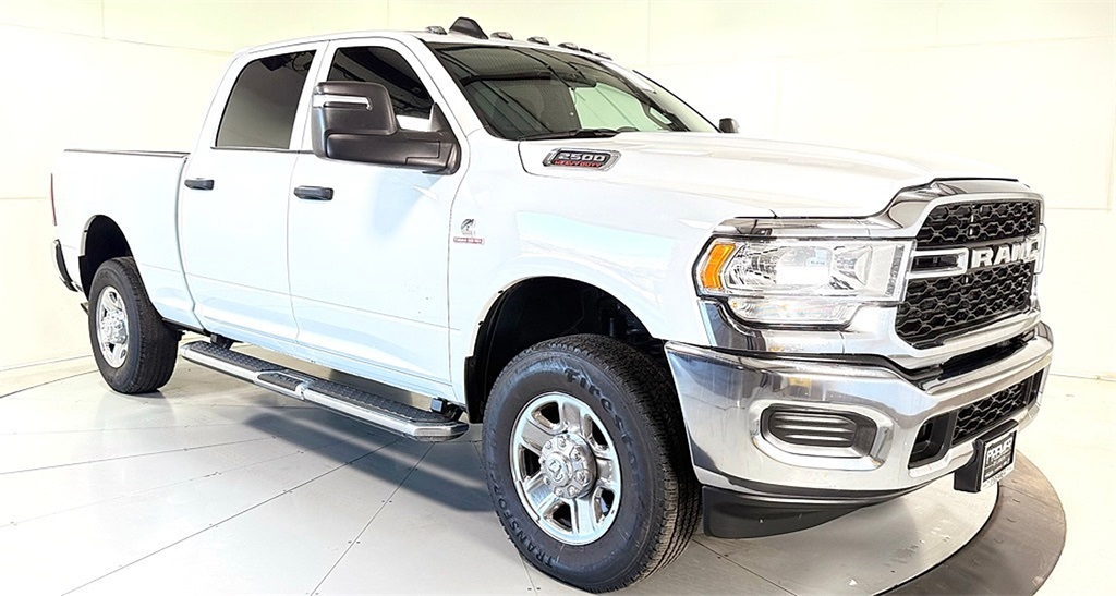 2024 Ram 2500 Tradesman photo 11