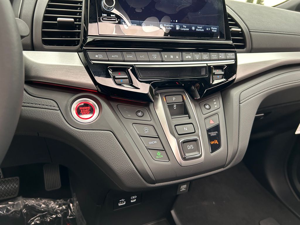 2026 Honda Odyssey photo 33