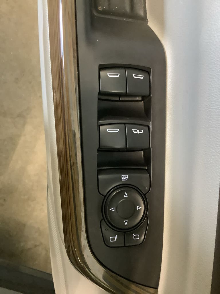 2022 Gmc Acadia SLE photo 20